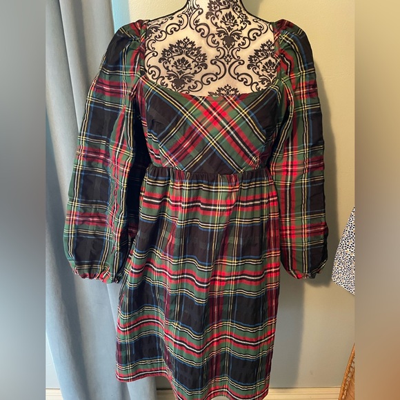 J. Crew Women's Puff Sleeve Mini Dress in Stewart Plaid Holiday Christmas Size 8 - Picture 11 of 15